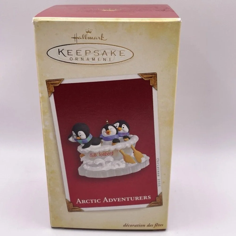 2005 Hallmark Keepsake Arctic Adventures S S Iceberg Penguins Christmas Ornament